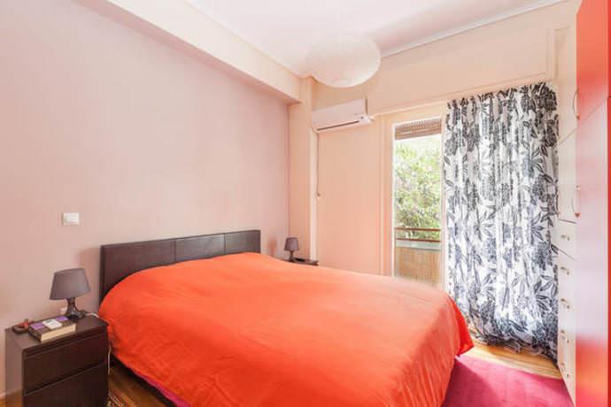 Homestay in Exarcheia near Fournos Theatre