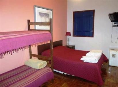 Brumas Hostel
