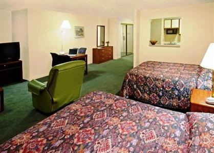 StudioPlus Hotel DFW Farmers Branch