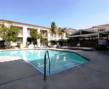 BEST WESTERN PLUS Posada Royale Hotel & Suites Simi Valley
