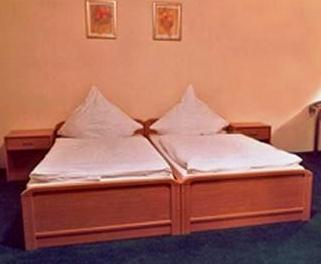 Hotel Merkur Garni Giesen