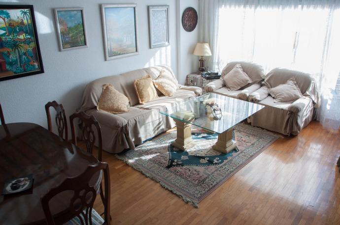 Homestay in Ensanche Diputacion near El Corte Ingles
