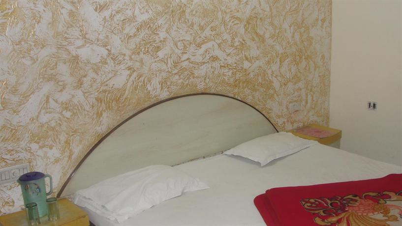 Hotel D R Residency