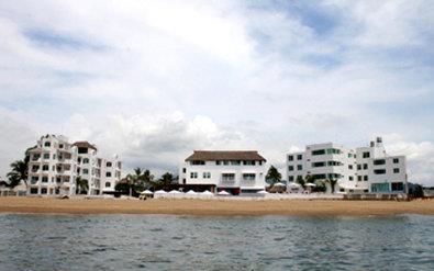 Luna Del Mar