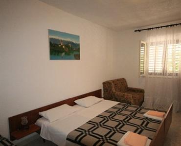 Apartments Stari Grad