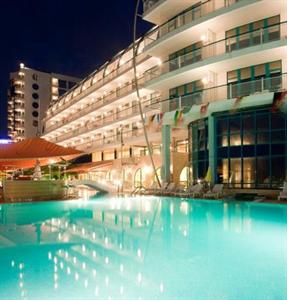 Berlin Golden Beach Hotel
