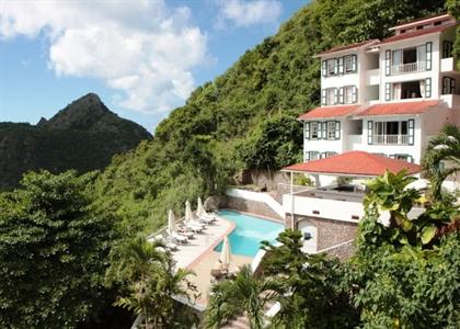 Queens Garden Resort