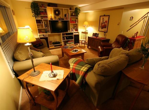 Chickadee Pines B&B