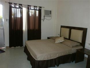 Nami's Room for Rent