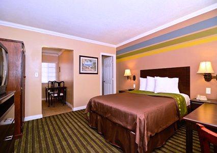 Rodeway Inn & Suites Rosemead