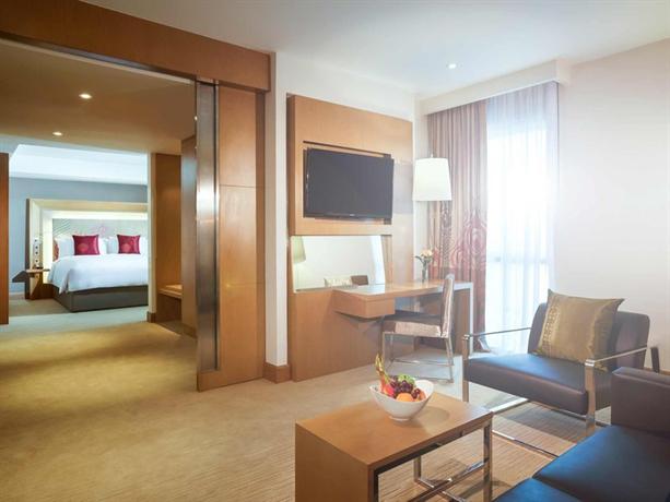 Novotel Yangon Max