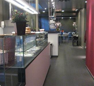 Moon Eat And Sleep Hotel Sint-Niklaas