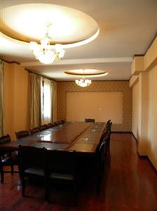 Chuxiong Yiren Taiyangnv Hotel