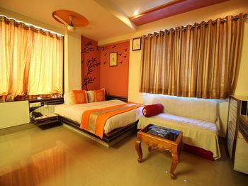 OYO Rooms Sola SG Highway 2