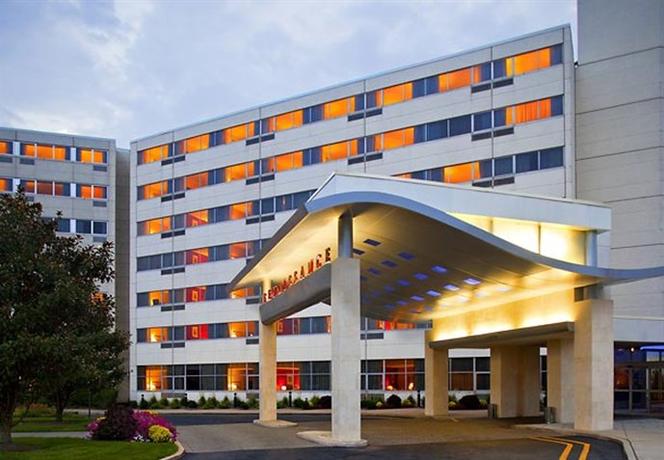 Renaissance Woodbridge Hotel A Marriott Luxury & Lifestyle Hotel