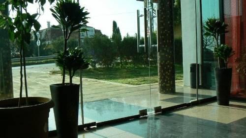 Ellinis Hotel