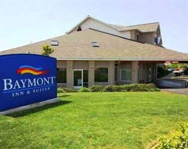Baymont Inn & Suites Redding