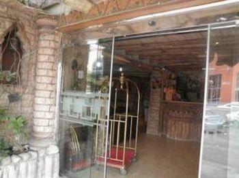 Al Janaderia Suites 3