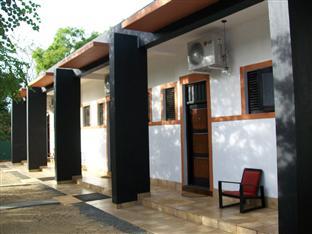 Dinaka Rest Guesthouse