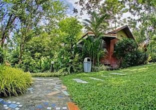 Loy Chalet Resort