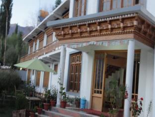 Horpo Guest House