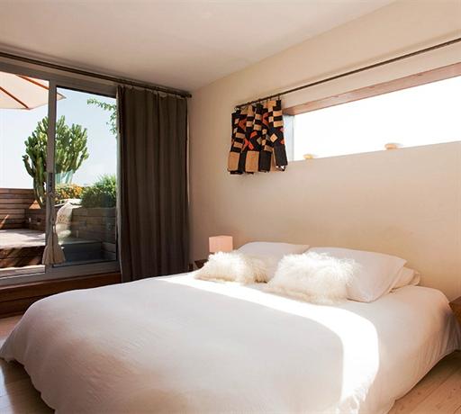 DestinationBCN Apartment Suites