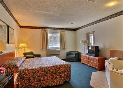 Rodeway Inn Bedford