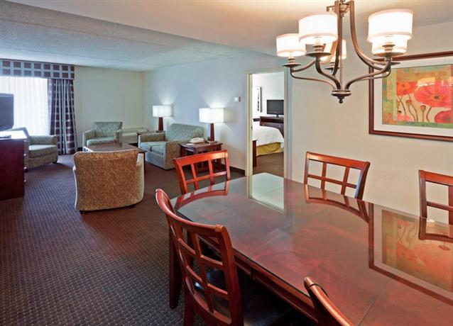 Crowne Plaza Philadelphia West