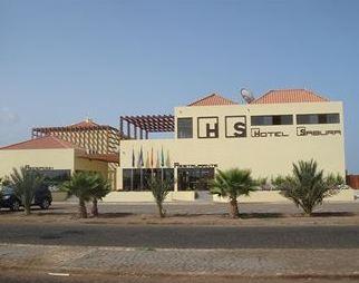 Hotel Sabura Ponta Preta