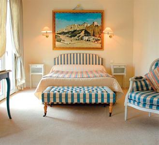 Hotel Herve Garrapit Villeneuve-de-Marsan