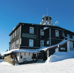 Mountain Hotel Plesivec