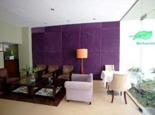 Green Mango Hotel & Restaurant