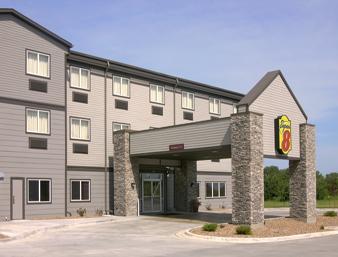 Super 8 Bonner Springs