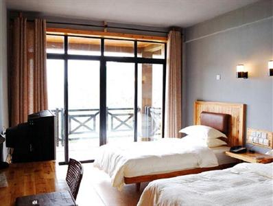 Dabie Mountain Village Resort