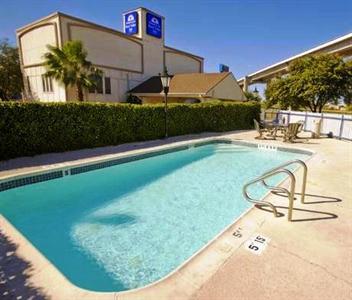 Americas Best Value Inn Austin