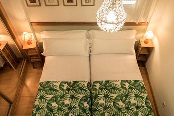 Oriente Suites