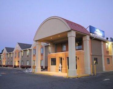 Howard Johnson Inn & Suites - Dorney Park and Allentown