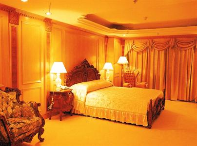 Green Land Hotel