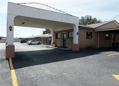 Americas Best Value Inn Comanche