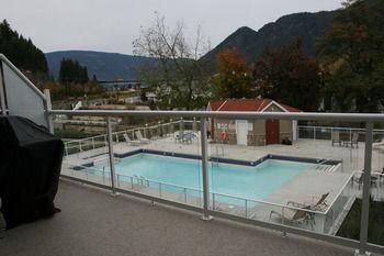 Sicamous Vacation Rentals