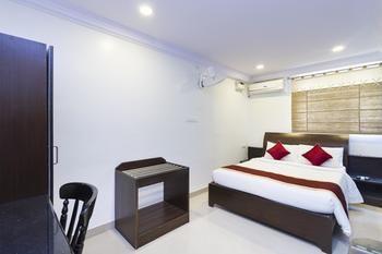 OYO Premium IISC New Bel Road