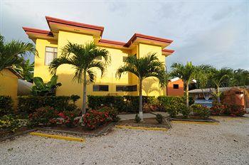 Hotel & Villas Huetares