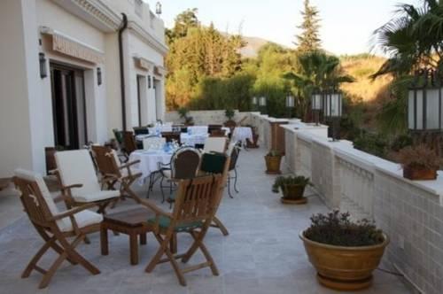 Hotel Villarocamar