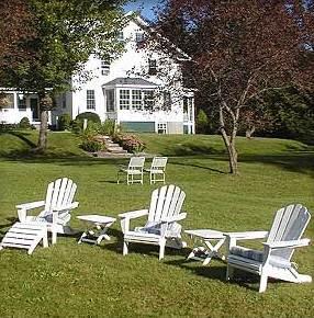 Trumbull House Bed and Breakfast