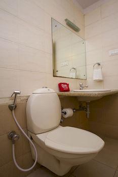 OYO Rooms Indiranagar 214 Bangalore