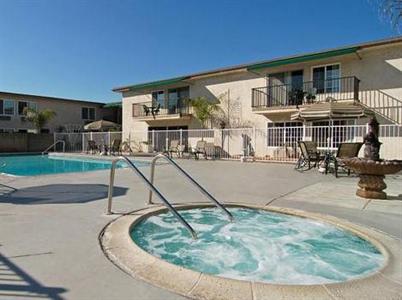 Ramada Plaza Hotel Anaheim Area