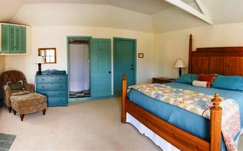 The Red Clover Inn