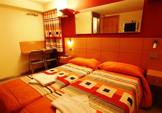 Tijcal II Hostal Madrid