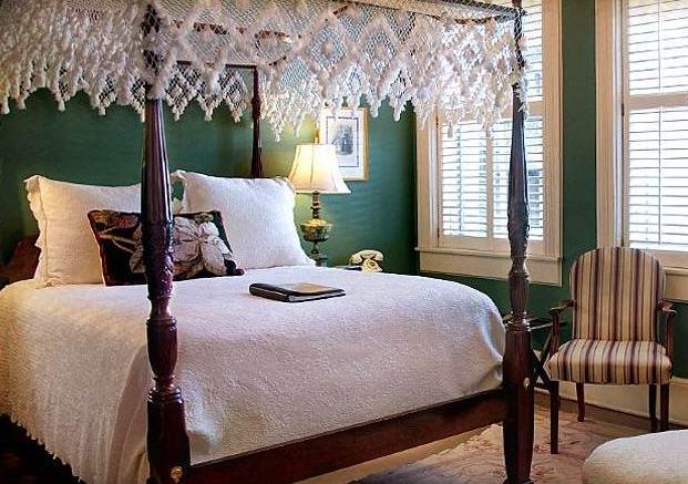 Ballastone Inn