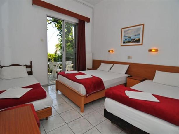Chrissafis Hotel